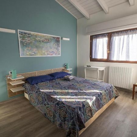 Appartamento In Villa Con Giardino A 300M Dal Lago Maggiore Castelletto sopra Ticino Bagian luar foto